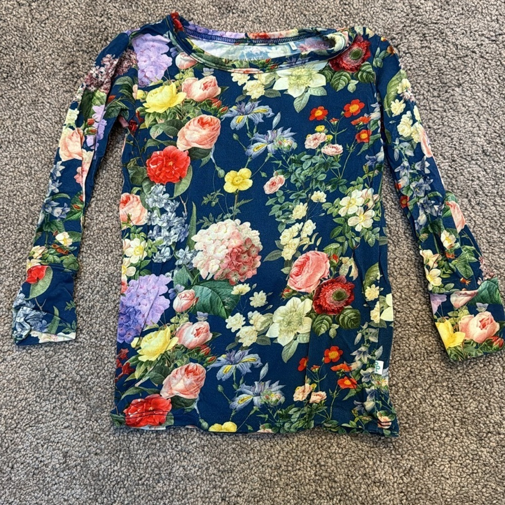 Posh Peanut Carmen Pajama Set - Picture 2 of 8